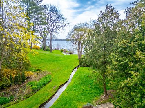 607 Edgewater Crescent, Burlington, ON - Outdoor With Body Of Water