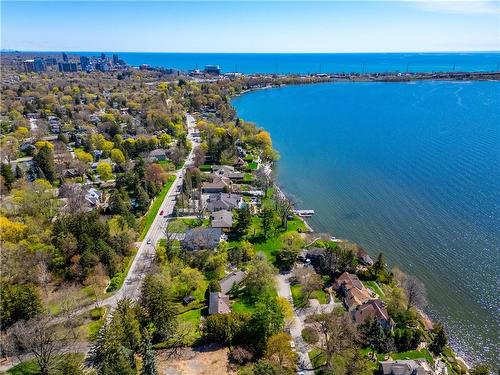 607 Edgewater Crescent, Burlington, ON - Outdoor With Body Of Water With View