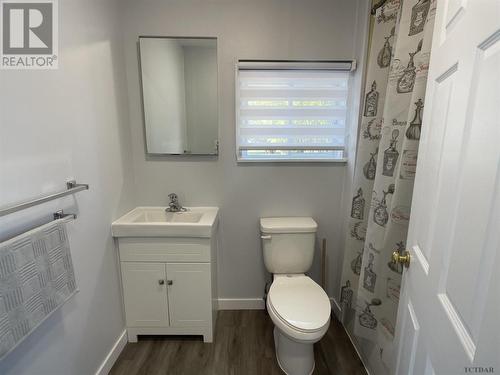 87 King St, North Cobalt, ON - Indoor Photo Showing Bathroom