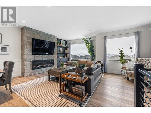 2838 Copper Ridge Drive, West Kelowna, BC - Indoor Photo Showing Living Room With Fireplace