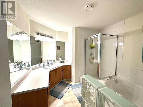 3832 Glen Canyon Drive Lot# Sl2, West Kelowna, BC - Indoor Photo Showing Bathroom