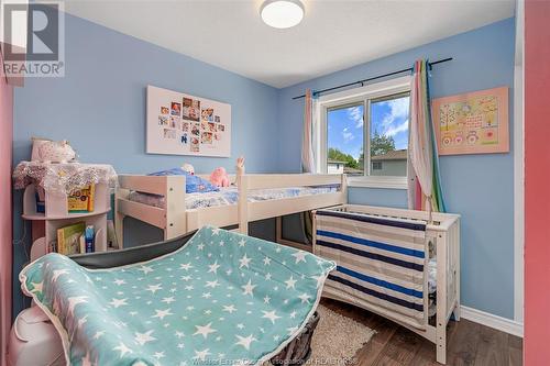 1465 Foster Avenue, Windsor, ON - Indoor Photo Showing Bedroom
