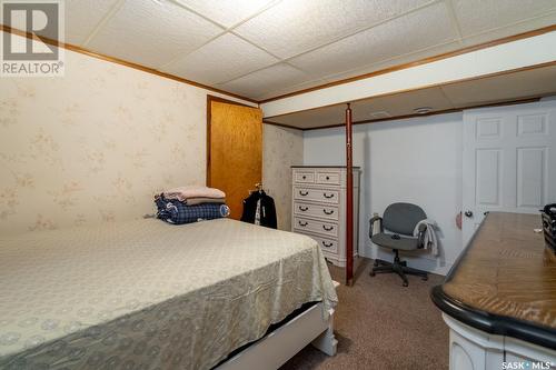 2047 Winnipeg Street, Regina, SK - Indoor Photo Showing Bedroom