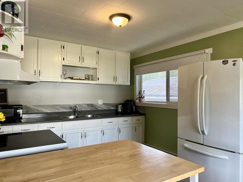 108 Omenica Street, Kitimat, BC - Indoor Photo Showing Kitchen With Double Sink