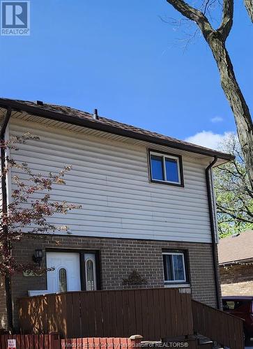 1273 Cottage Place, Windsor, ON - Outdoor