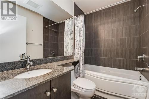 245 Kent Street Unit#505, Ottawa, ON - Indoor Photo Showing Bathroom