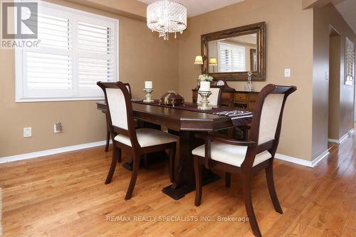 5817 Questman Hollow, Mississauga, ON - Indoor Photo Showing Dining Room
