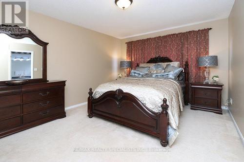 5817 Questman Hollow, Mississauga, ON - Indoor Photo Showing Bedroom