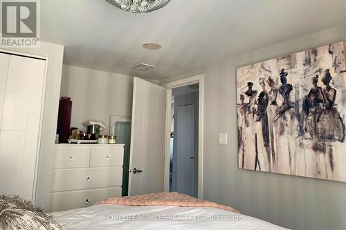 1307 - 40 Nepean Street, Ottawa, ON - Indoor Photo Showing Bedroom