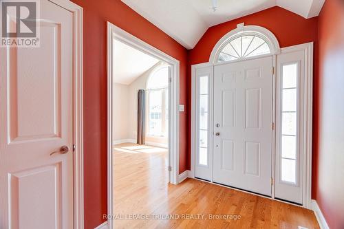 297 Thorn Drive, Strathroy-Caradoc, ON - Indoor Photo Showing Other Room