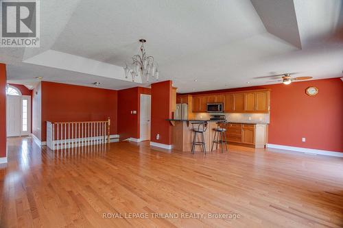 297 Thorn Drive, Strathroy-Caradoc, ON - Indoor