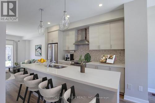 16 Mulhollard Lane, Hamilton (Ancaster), ON - Indoor Photo Showing Kitchen With Double Sink With Upgraded Kitchen