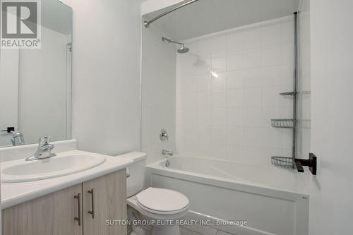 16 Mulhollard Lane, Hamilton (Ancaster), ON - Indoor Photo Showing Bathroom