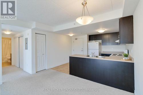 314 - 43 Goodwin Drive, Guelph, ON - Indoor Photo Showing Kitchen