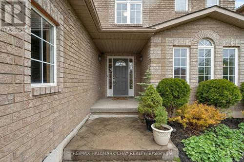 106 Bourbon Circle, Barrie, ON - Outdoor