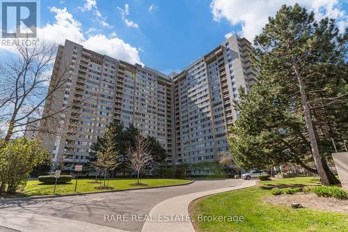 1013 - 3590 Kaneff Crescent, Mississauga, ON - Outdoor With Facade