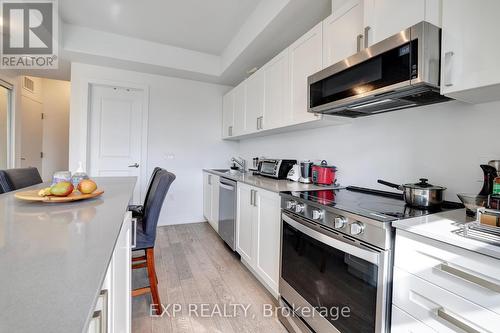 219 - 1070 Douglas Mccurdy Comm Drive E, Mississauga, ON - Indoor Photo Showing Kitchen