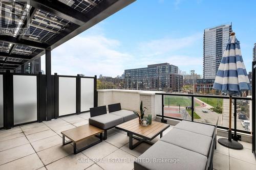 Th 3 - 55 Nicholas Avenue W, Toronto, ON - Outdoor With Exterior
