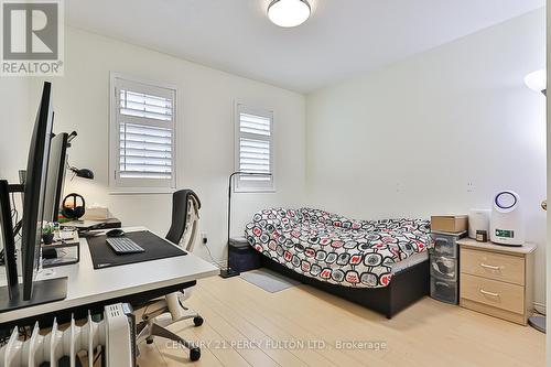 208 Penndutch Circle, Whitchurch-Stouffville, ON - Indoor Photo Showing Bedroom