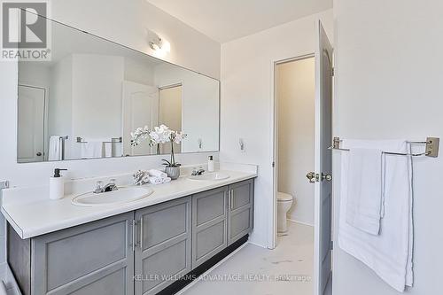 21 Mapson Crescent, Ajax, ON - Indoor Photo Showing Bathroom