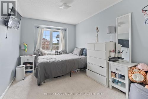 22 Maidstone Way, Whitby, ON - Indoor Photo Showing Bedroom