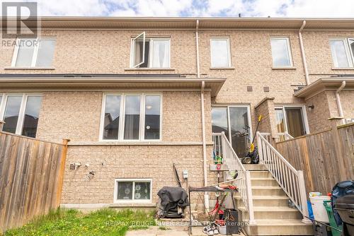 22 Maidstone Way, Whitby, ON - Outdoor With Exterior