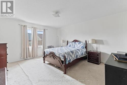 22 Maidstone Way, Whitby, ON - Indoor Photo Showing Bedroom