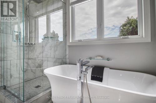 5387 Sutter Creek Drive, Hamilton Township, ON - Indoor Photo Showing Bathroom