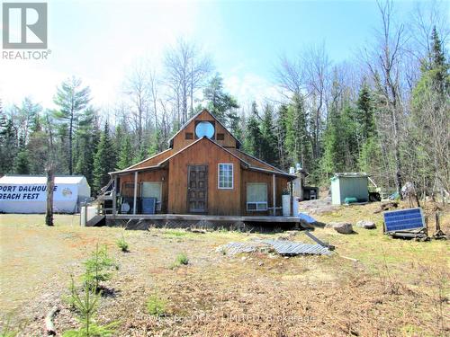 226B Peterson Road, Hastings Highlands, ON - Outdoor