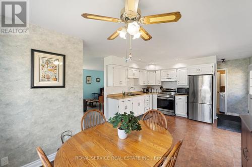 9725 Corkery Road, Hamilton Township, ON - Indoor Photo Showing Dining Room