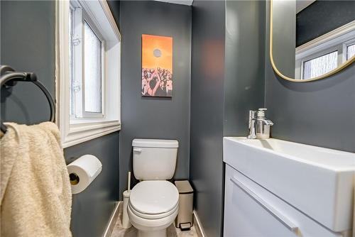 316 Bold Street, Hamilton, ON - Indoor Photo Showing Bathroom