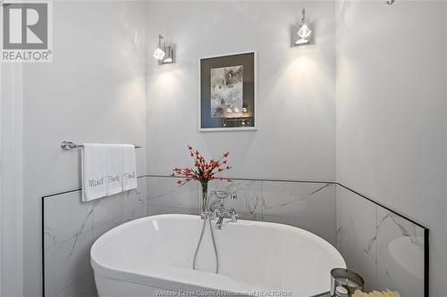 292 Christine Avenue, Belle River, ON - Indoor Photo Showing Bathroom