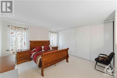 25 Rastila Crescent, Ottawa, ON - Indoor Photo Showing Bedroom