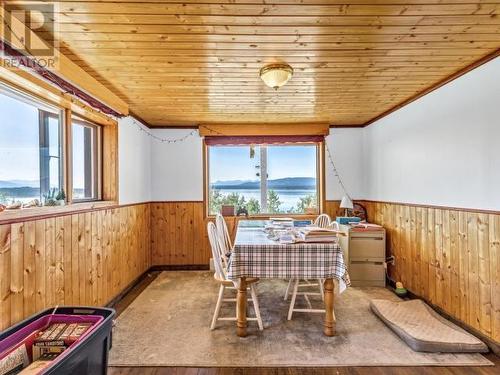 382 Judas Creek Drive, Whitehorse South, YT - Indoor Photo Showing Dining Room