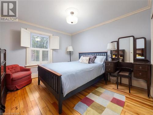 Primary bedroom - 452 2Nd Avenue W, Owen Sound, ON - Indoor Photo Showing Bedroom
