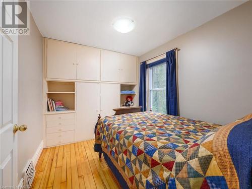452 2Nd Avenue W, Owen Sound, ON - Indoor Photo Showing Bedroom