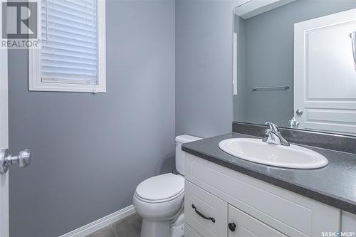 211 Padget Crescent, Saskatoon, SK - Indoor Photo Showing Bathroom