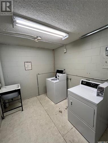 6 2707 7Th Street E, Saskatoon, SK - Indoor Photo Showing Laundry Room