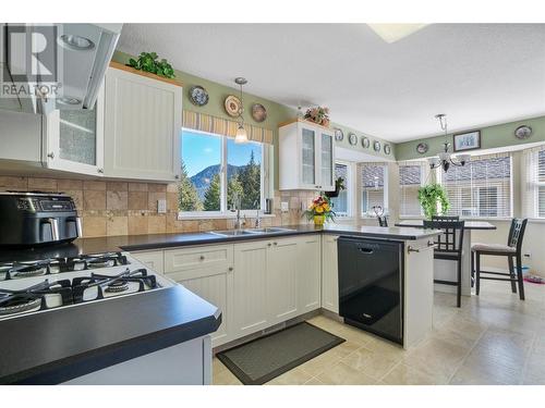 2575 Centennial Drive, Blind Bay, BC - Indoor Photo Showing Kitchen With Double Sink