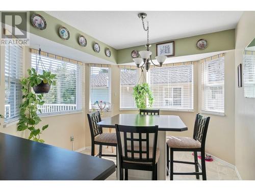2575 Centennial Drive, Blind Bay, BC - Indoor Photo Showing Dining Room