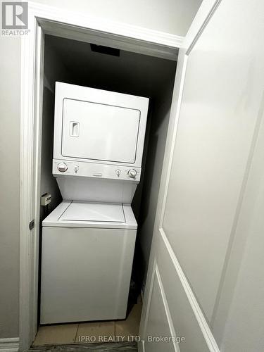 2602 - 385 Prince Of Wales Drive, Mississauga, ON - Indoor Photo Showing Laundry Room