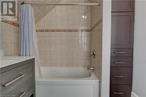 261 Dixon Street, Kitchener, ON - Indoor Photo Showing Bathroom