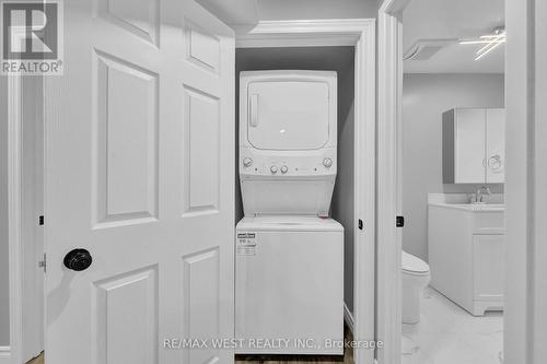 Bsmt - 216 Sylwood Crescent, Vaughan, ON - Indoor Photo Showing Laundry Room