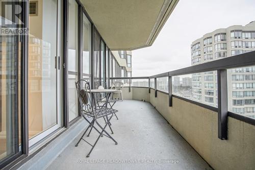 1807 - 22 Hanover Road E, Brampton, ON - Outdoor With Balcony With Exterior