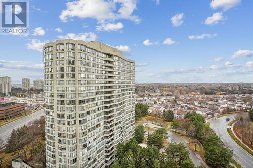 1807 - 22 Hanover Road E, Brampton, ON - Outdoor With View