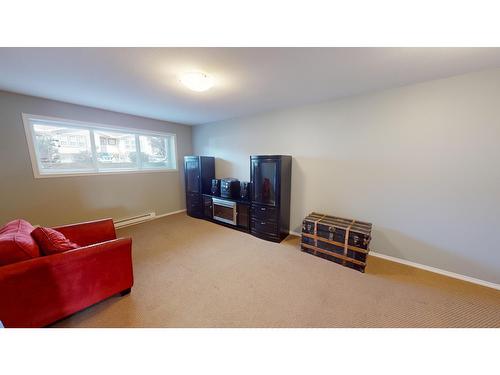 8912 Doherty Street, Canal Flats, BC - Indoor