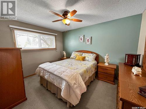183 Weaver Crescent, Swift Current, SK - Indoor Photo Showing Bedroom