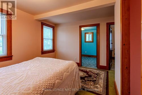 376 Schooley Road, Fort Erie, ON - Indoor Photo Showing Bedroom