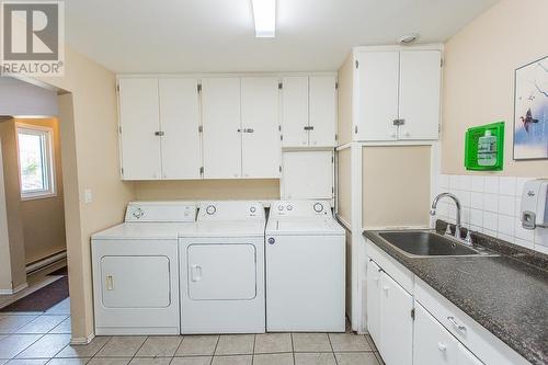 1446 Great Northern Rd, Sault Ste. Marie, ON - Indoor Photo Showing Laundry Room