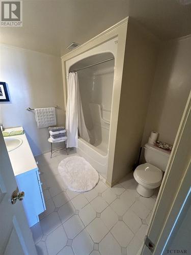 2 Berry Rd, Lorrain Township, ON - Indoor Photo Showing Bathroom